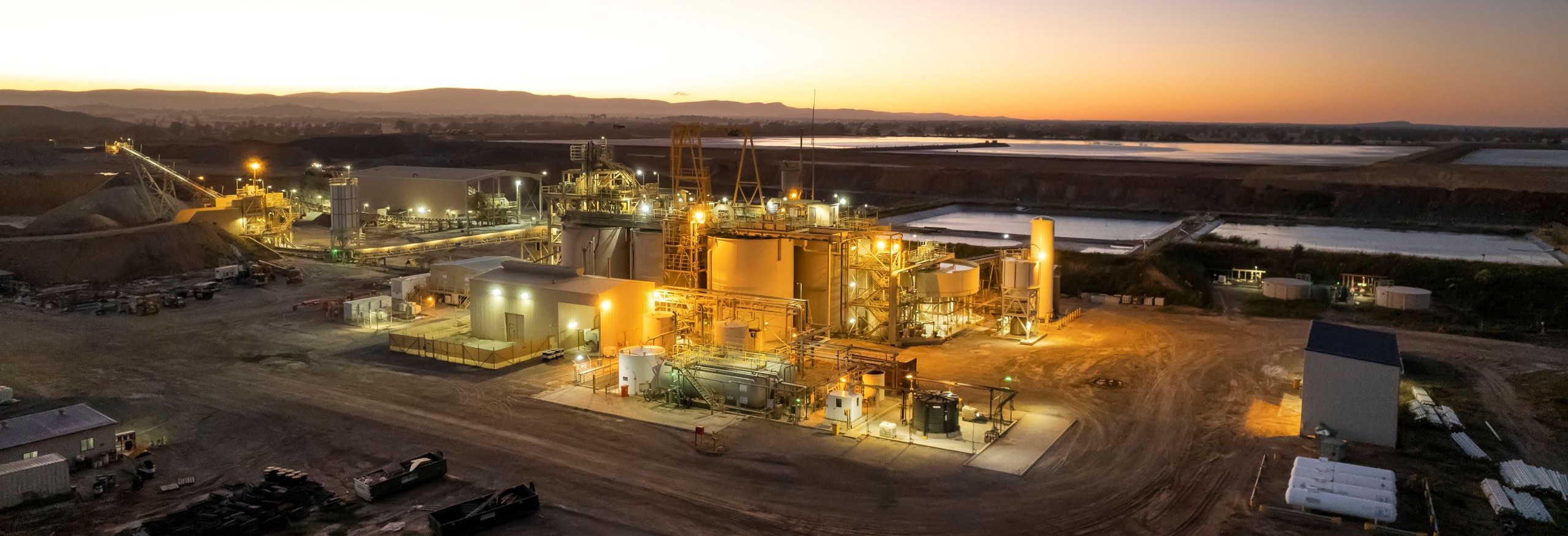 Tomingley Processing Plant at night